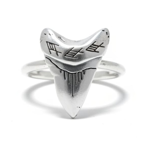 Mako Ring (fine)-Necklace-Danika Cooper Jewellery